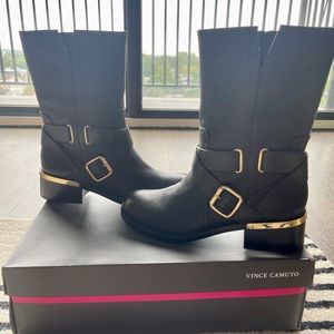 Black, size 10 leather booties